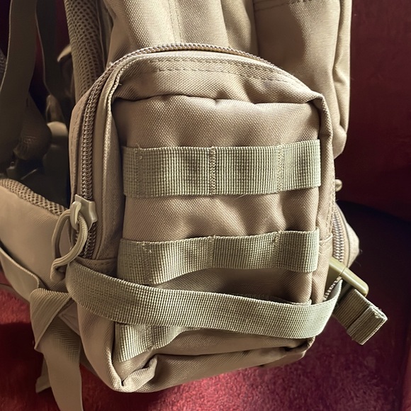 FOX TACTICAL BACK PACK - Picture 6 of 10